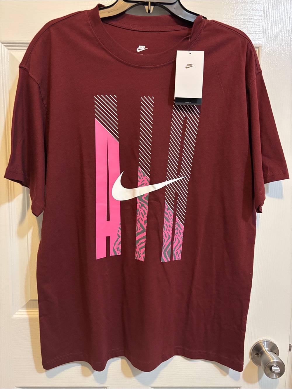 Nike Men’s Maroon Short-Sleeve Graphic Tee with Pink and White Accents
